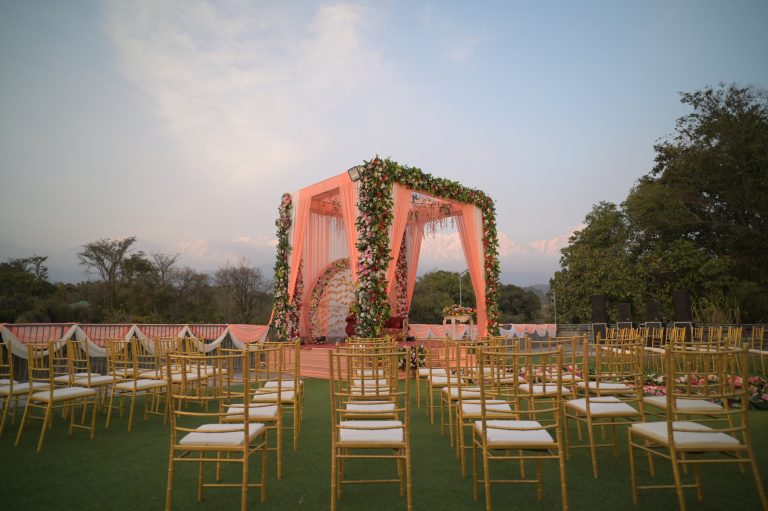 Destination wedding in Himachal