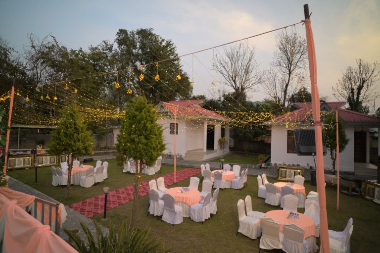 Destination wedding in Himachal