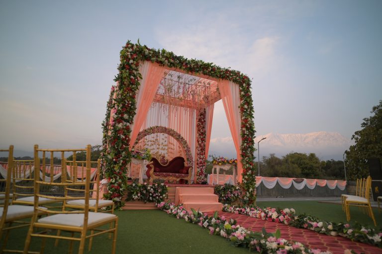 the river retreat hotel