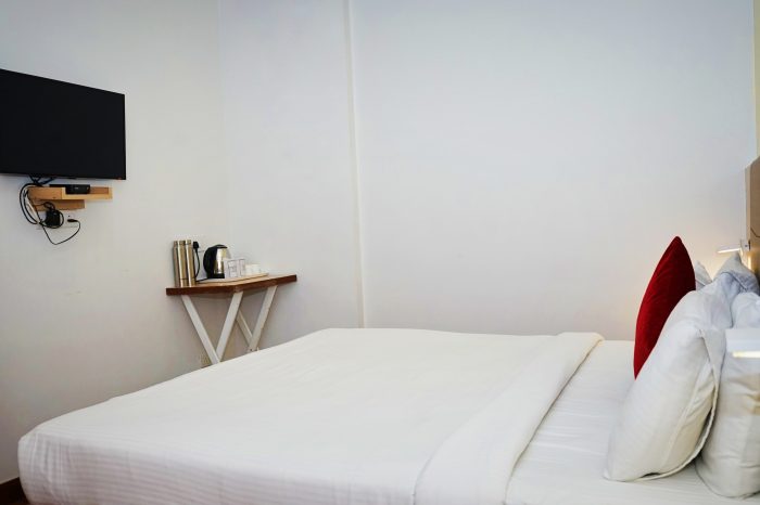 the river retreat hotel