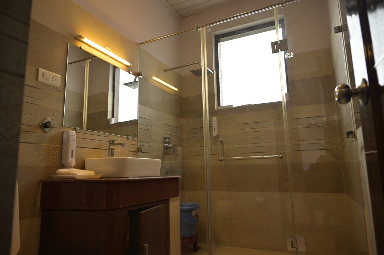 the river retreat hotel